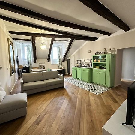 Casa Amelie Lägenhet Turin Exteriör bild